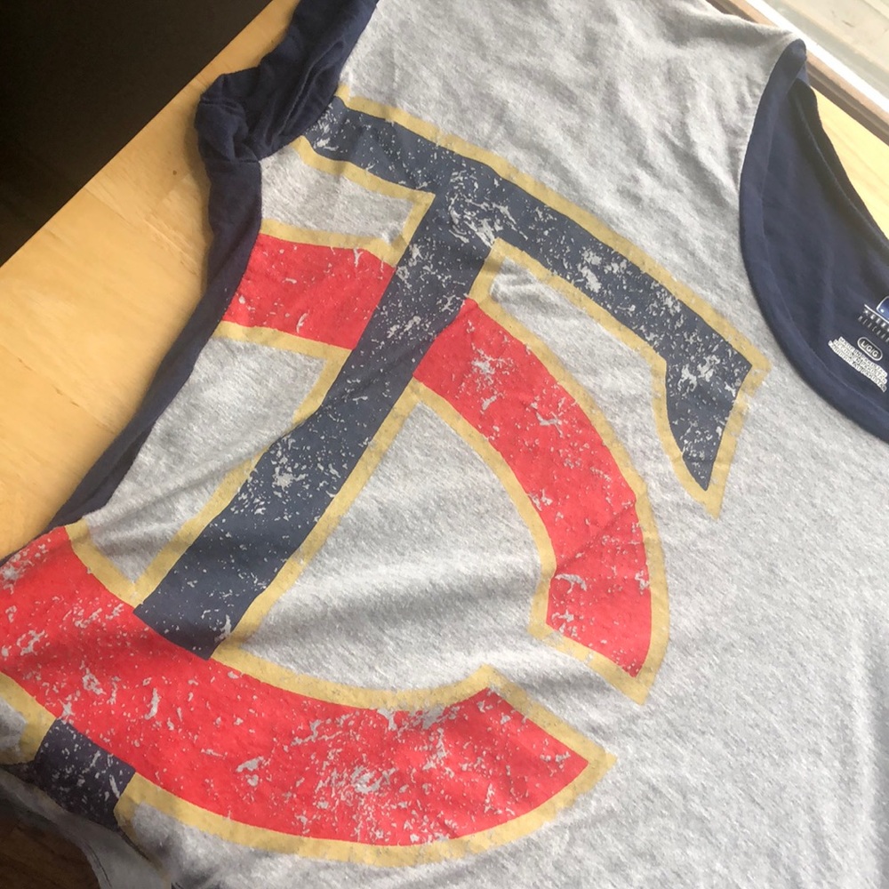 Woman’s MN Twins Shirt